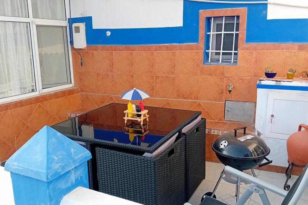 The Beach Hut With Lazy Spa アドラ エクステリア 写真